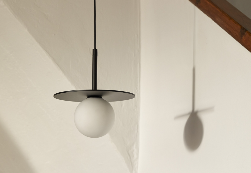 MIRO S Függőlámpa – (AC Studio, 2021, Aromas del Campo)