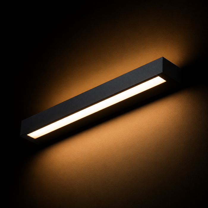 ASTER 50 kültéri fel-le LED fali lámpa a Bazzikoshop kínálatában, Rendl Light, bekapcsolt állapotban sötét háttér előtt