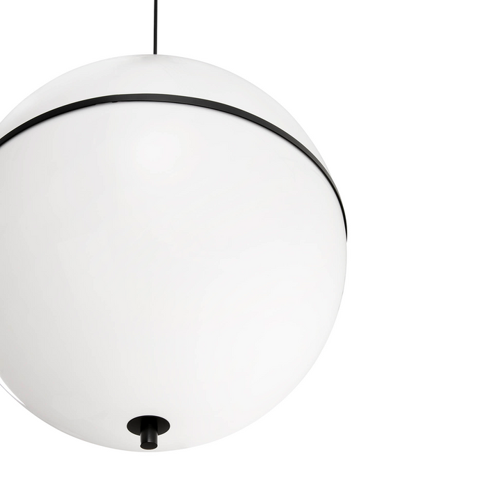 DOME M beltéri függőlámpa részlete a Bazzikoshop kínálatában, Faro Barcelona, fekete sáv közelről