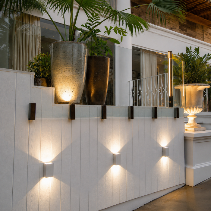 LING LED kültéri fali lámpa teraszon a Bazzikoshop kínálatában, Faro Barcelona