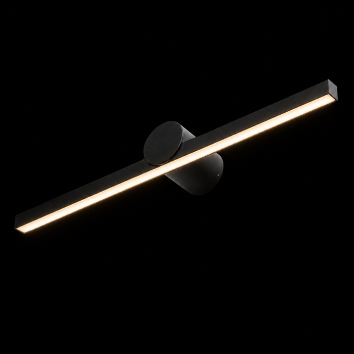 LOUISA 60 lineáris LED fürdőszobai fali lámpa a Bazzikoshop kínálatában, Rendl Light, bekapcsolt állapotban sötét háttér előtt
