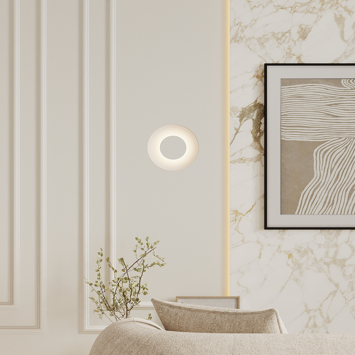 NAVI White süllyesztett fali és mennyezeti lámpa nappali enteriőrben a Bazzikoshop kínálatában, Faro Barcelona