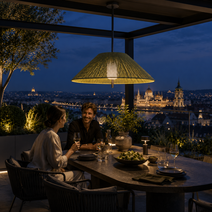 SAIGON OUT M C100 kültéri függőlámpa tetőteraszon budapesti kilátással a Bazzikoshop kínálatában, Faro Barcelona