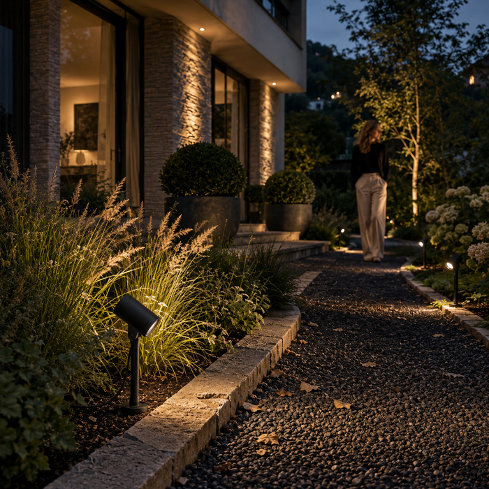 SAU 471 kültéri LED spotlámpa kerti ösvényen a Bazzikoshop kínálatában, Faro Barcelona